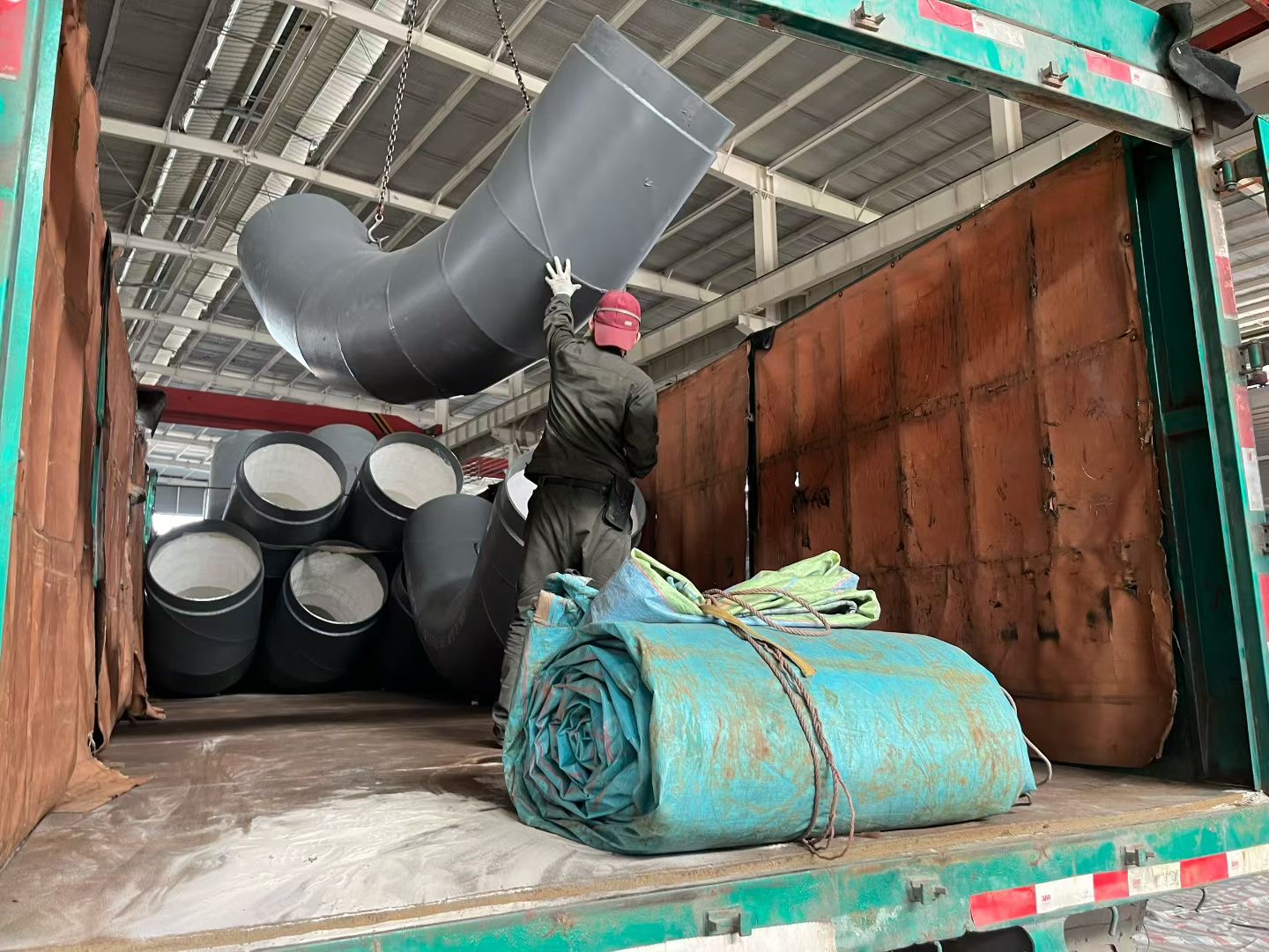 赤峰市碳化硅耐磨管高铬合金耐磨管 - 方案